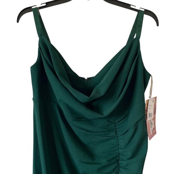 NEW EMERALD SUNDAE Draped Slit Hem Midi Dress Hunter Green Plus Size 16 Stretch - Picture 3 of 7